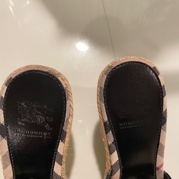 - Burberry patent leather espadrilles (black) - Picture 4 of 6